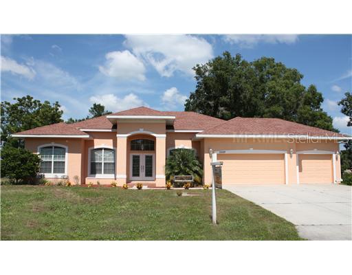 3327 Grove Pl., Land O Lakes, FL 34639