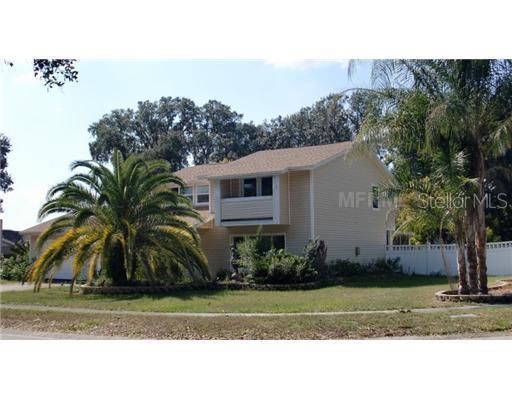 1004 Wildwood Ln., Valrico, FL 33594