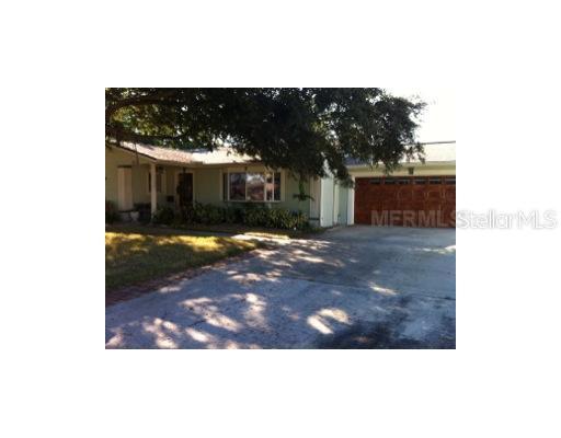 8718 Cobblestone Dr., Tampa, FL 33615