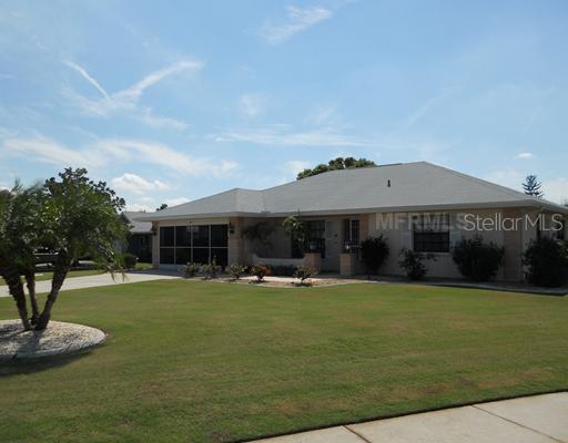 301 Barstow Ct., Sun City Center, FL 33573