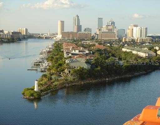 501 Knights Run Ave. #2321, Tampa, FL 33602