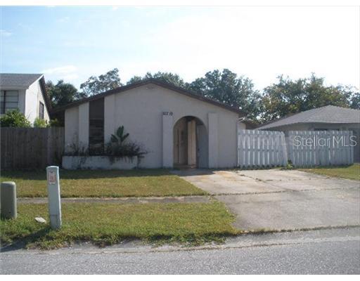 10719 Meadowglen Ln., Tampa, FL 33624