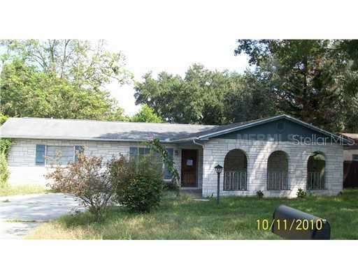 805 Bishop Pl., Seffner, FL 33584