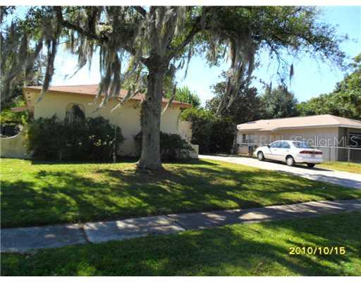 2215 Elizabeth Dr., Brandon, FL 33510