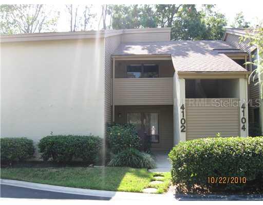 4102 Pinelake Ln. #203, Tampa, FL 33618