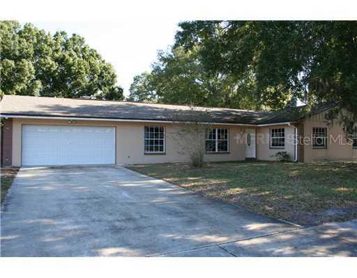 267 Van Gogh Cir., Brandon, FL 33511