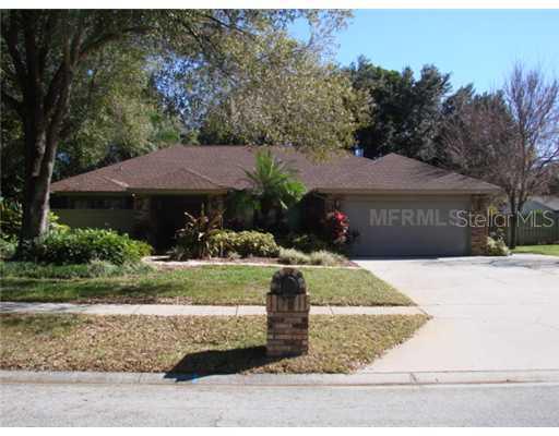 18207 Clear Lake Dr., Lutz, FL 33548