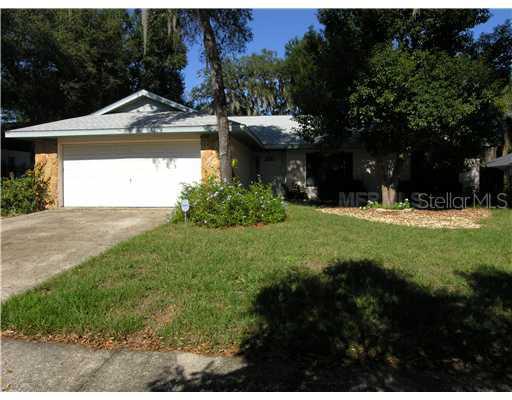 1012 Riflecrest Ave., Valrico, FL 33594
