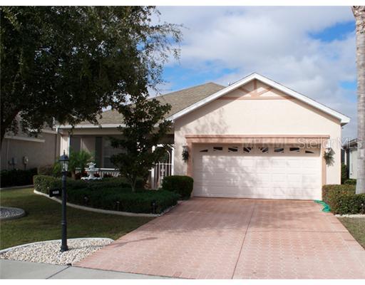 1135 Emerald Dunes Dr., Sun City Center, FL 33573