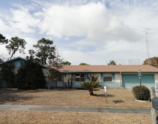202 Donatello Dr., Brandon, FL 33511