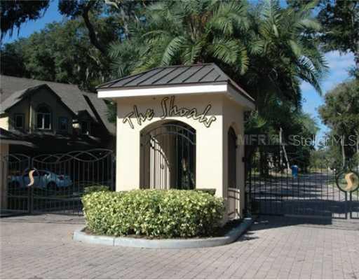 905 Shoals Landing Dr., Brandon, FL 33511