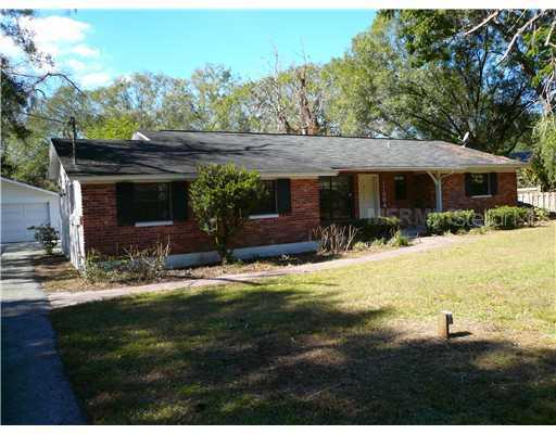 17804 Simmons Rd., Lutz, FL 33548