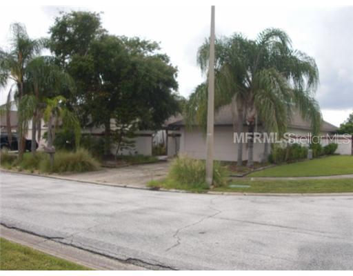 6905 Drury St., Tampa, FL 33635