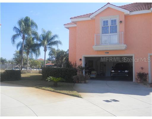 6812 Sombras Way, Land O Lakes, FL 34637