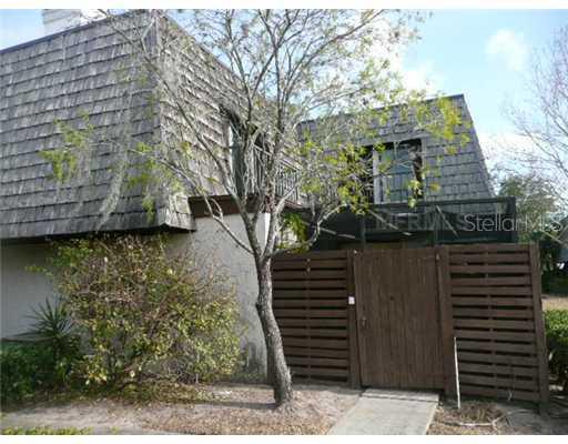 15216 E Pond Woods Dr., Tampa, FL 33618