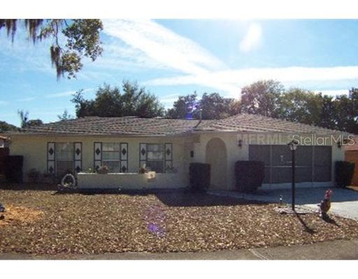 603 Barkfield St., Brandon, FL 33511