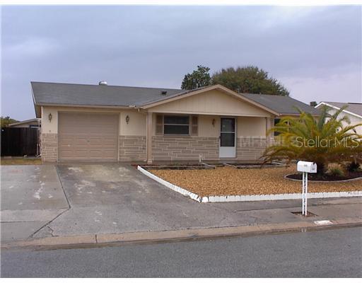6319 Baldwyn Ave., New Port Richey, FL 34653