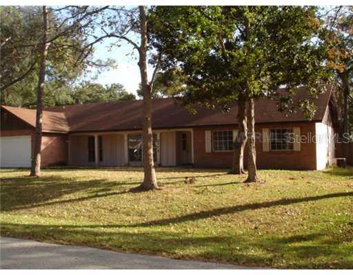 2111 Clifton Dr., Valrico, FL 33594