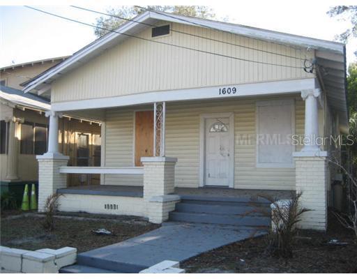 1609 E Lake Ave., Tampa, FL 33610