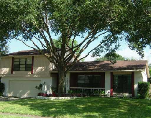 15602 Farnsworth Ln., Tampa, FL 33624