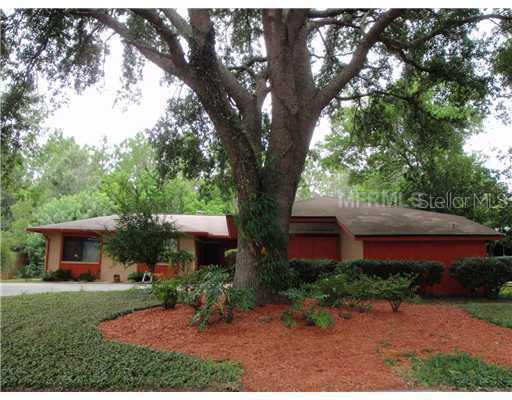 1212 Wildrose Dr., Lutz, FL 33549