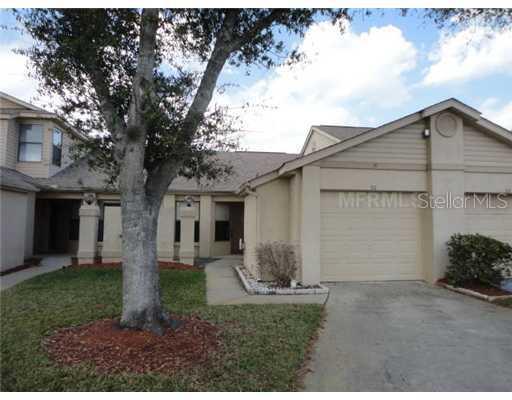 90 Lakepointe Cir., Kissimmee, FL 34743