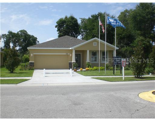 609 Center Ave., Brandon, FL 33511