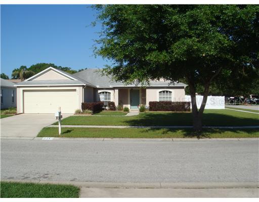 2214 Towering Oaks Cir., Seffner, FL 33584