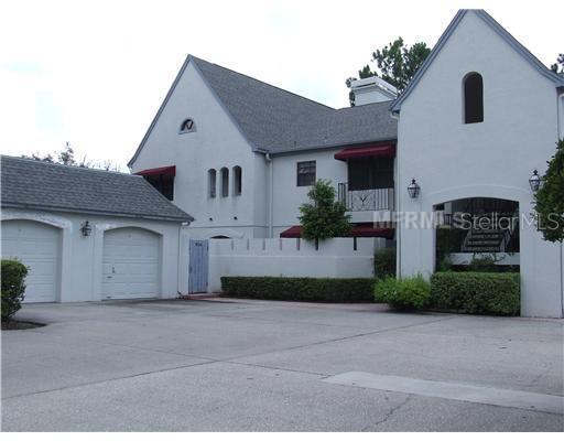 18710 Wimbledon Cir., Lutz, FL 33558