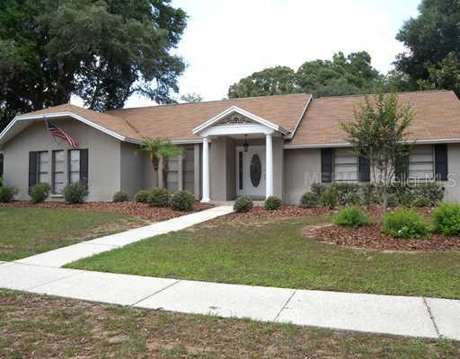 1110 Lakemont Dr., Valrico, FL 33594