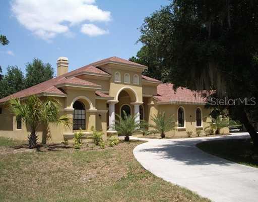 2512 Wildlife Run, Lutz, FL 33559