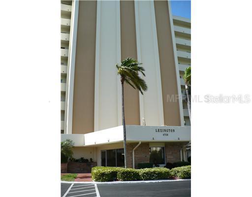 4750 Cove Cir. #605, St Petersburg, FL 33708