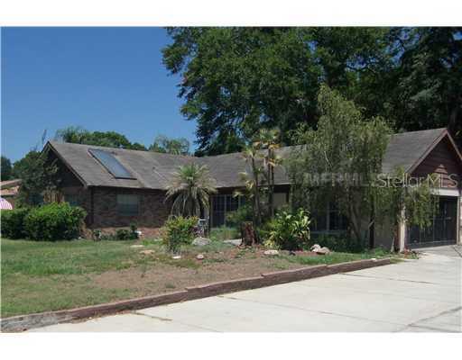 1703 Sunnyhills Dr., Brandon, FL 33510