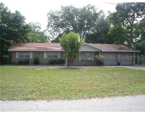 1005 Meadow Ln., Brandon, FL 33511