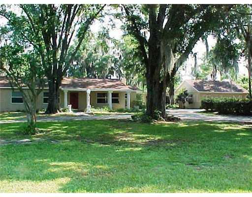 17907 Crescent Way, Lutz, FL 33548