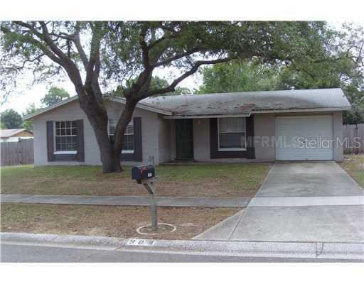 904 Briarcliff Dr., Valrico, FL 33594