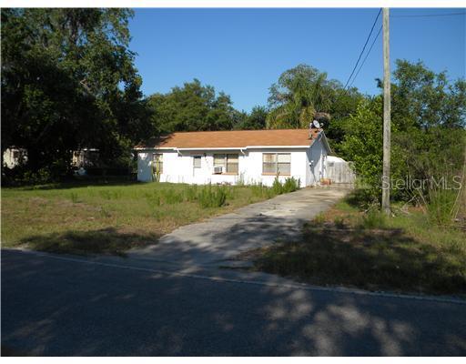 9820 Lake Dr., New Port Richey, FL 34654