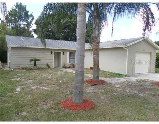 1041 Bridlewood Way, Brandon, FL 33511