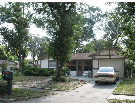 109 Valley Cir., Brandon, FL 33510