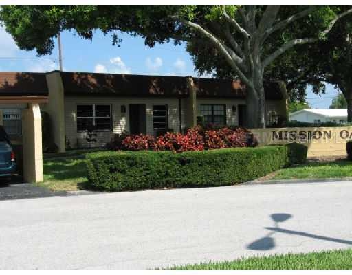 9230 Mission Oaks Blvd. #E, Seminole, FL 33776