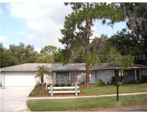 201 Van Gogh Cir., Brandon, FL 33511