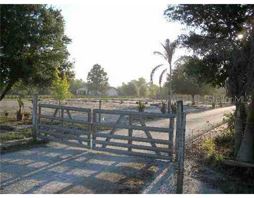 11731 Shawnee Rd., Fort Myers, FL 33913