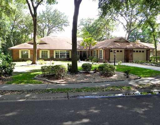 609 Hidden Lake Dr., Brandon, FL 33511