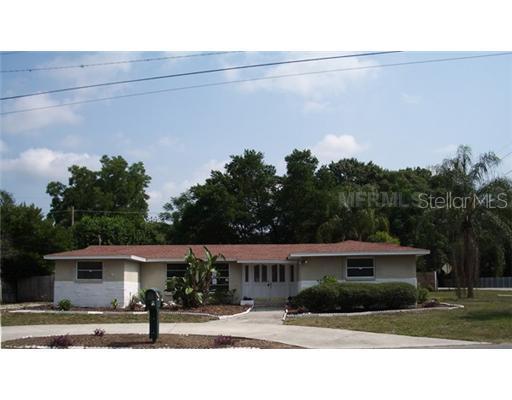 2501 Lake Ellen Ln., Tampa, FL 33618