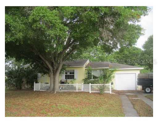 1647 Canterbury Rd., St Petersburg, FL 33710