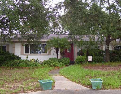 1307 Ivywood Dr., Brandon, FL 33510