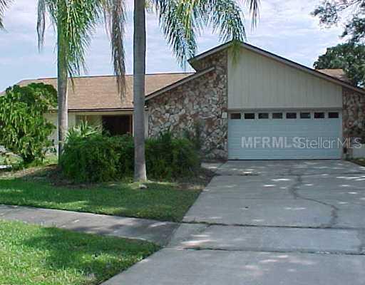 4319 Middle Lake Dr., Tampa, FL 33624