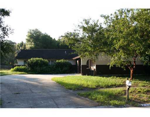715 Forest Hills Dr., Brandon, FL 33510