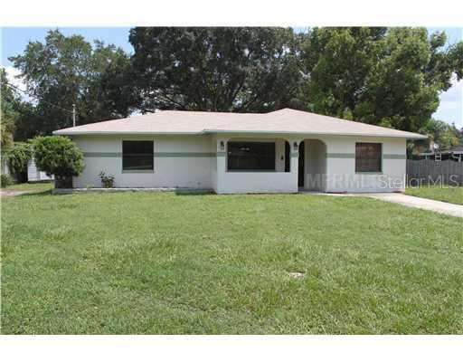 907 Ralkell Rd., Tampa, FL 33612