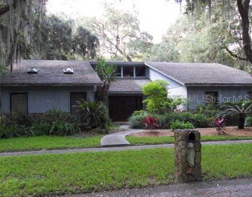 2501 High Oaks Ln., Lutz, FL 33559